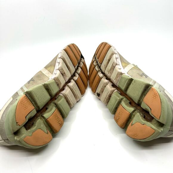 On Cloudflow Lightweight Running Shoes Women's 9 US - Picture 9 of 10